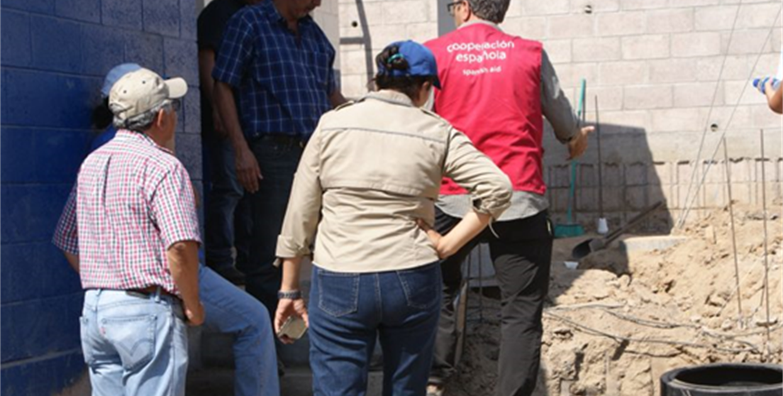 Personal de AECID visita obras en Metalio